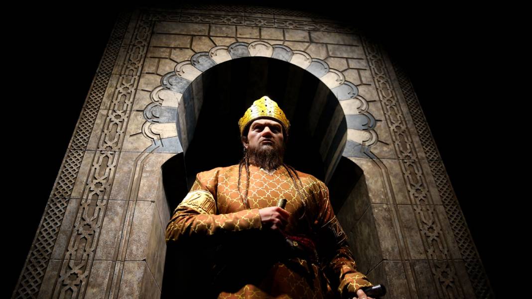 Görenler gözlerine inanamadı: İşte DNA analiziyle Selçuklu sultanlarının heykelleri 16